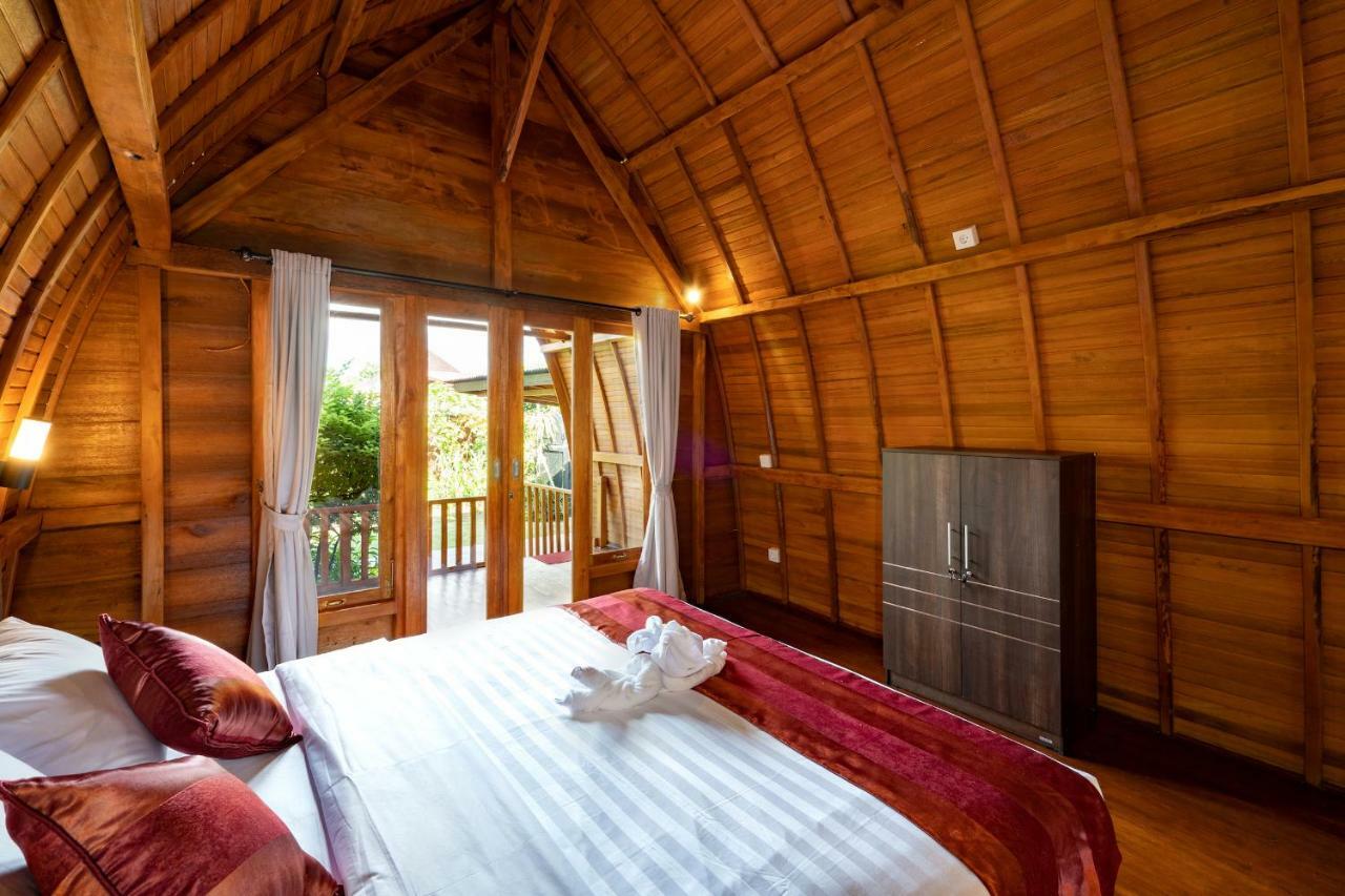 The Soggol Lembongan Hotel Exterior photo